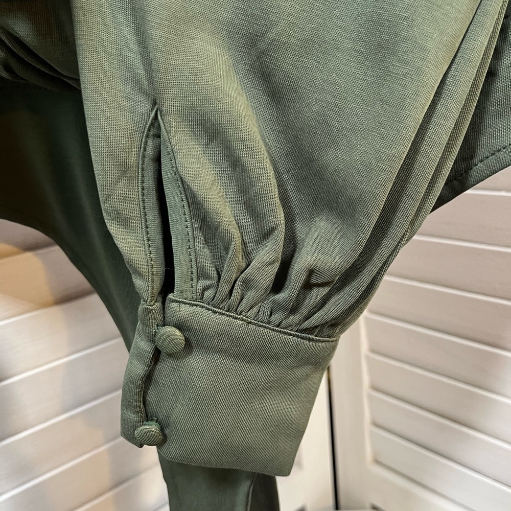 NEW CBRAND BODYSUIT - Picture 5 of 11